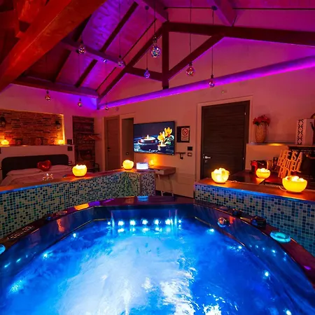 Monsuite Relais - Industrial Guest house *